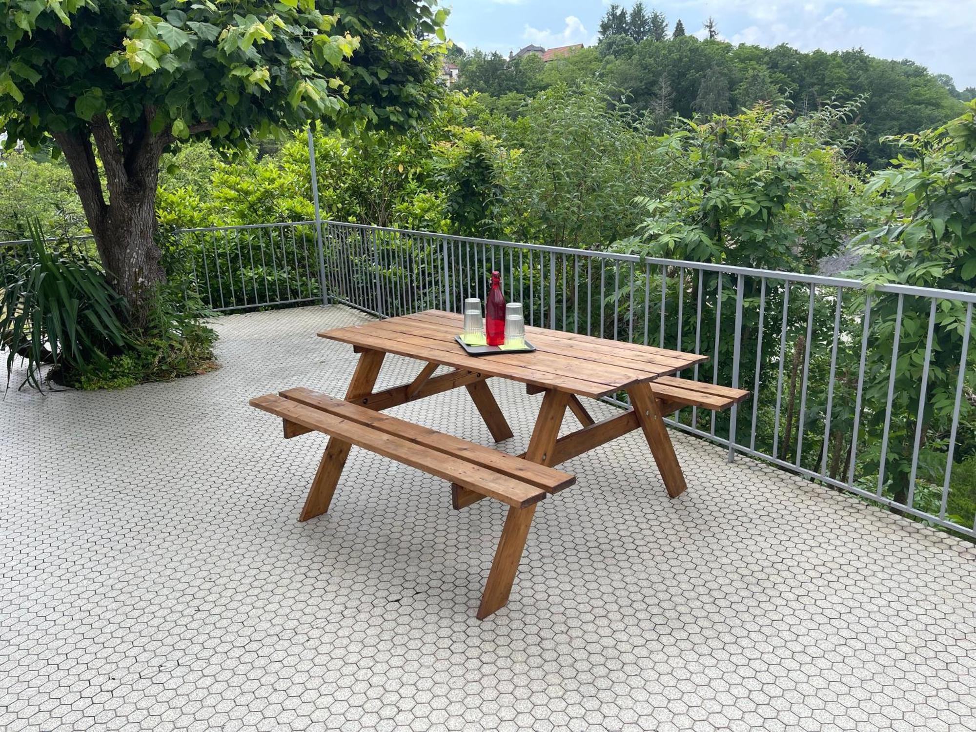 Paisible Eden Standing Terrasse - Magnifique Vue - Esprit Nature En Pleine Ville Tulle Bagian luar foto